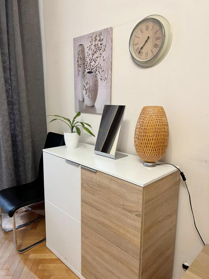 Modern Apartment Krakovska プラハ エクステリア 写真
